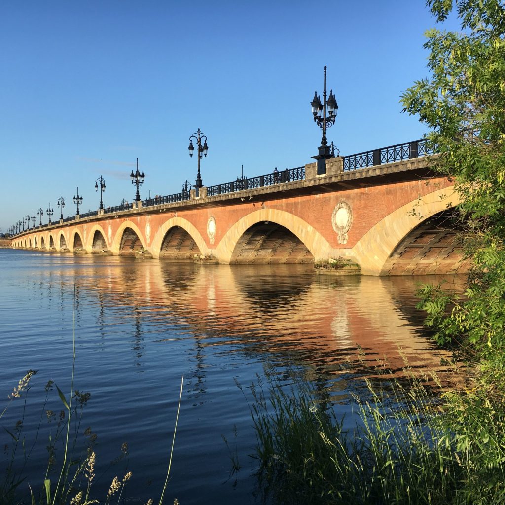 pont de pierre campus bordeaux