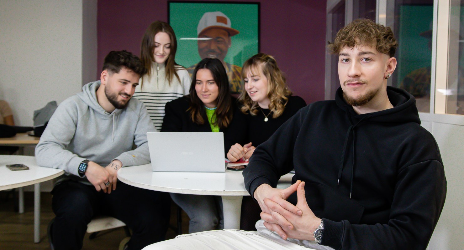 étudiants INSEEC BTS